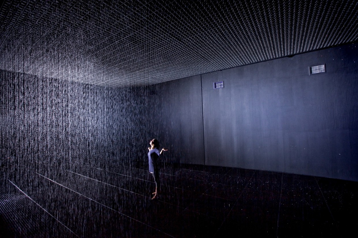 Rain Room Installation images © Felix Clay