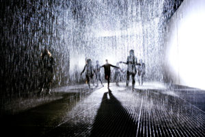 Rain Room, rAndom International, 2012, © Felix Clay.