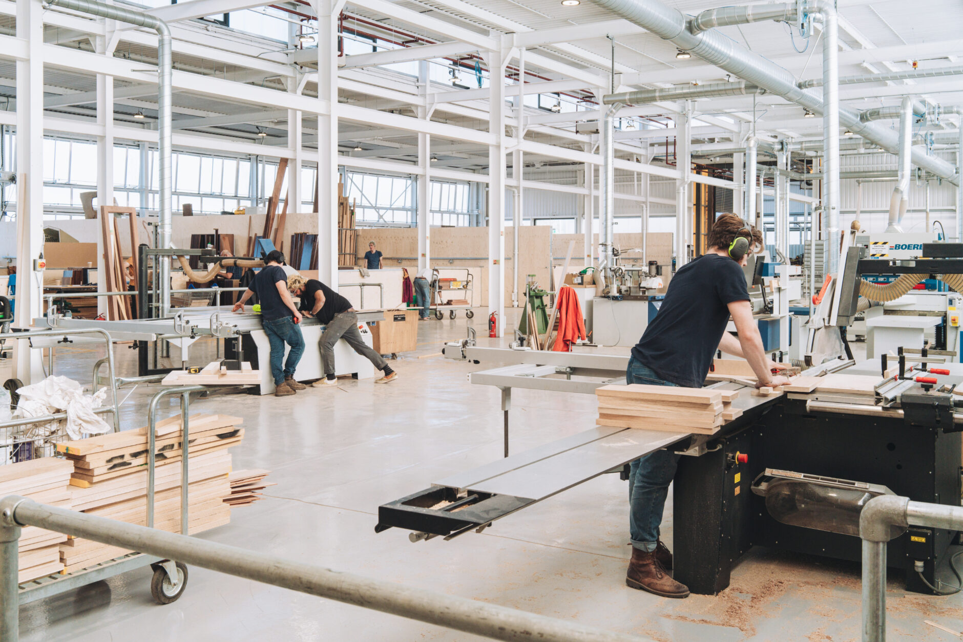 Maker members working in Building Bloqs' new open access factory. Architects: 5th Studio. Photo: Claudia Agati.